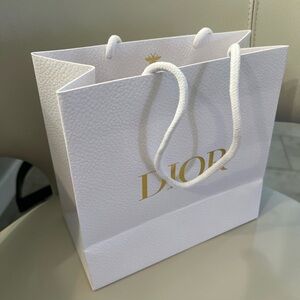 NEW Med DIOR textured paper Gold Logo Shopping Gift  Bag Tote 8.5x8.5x4.5